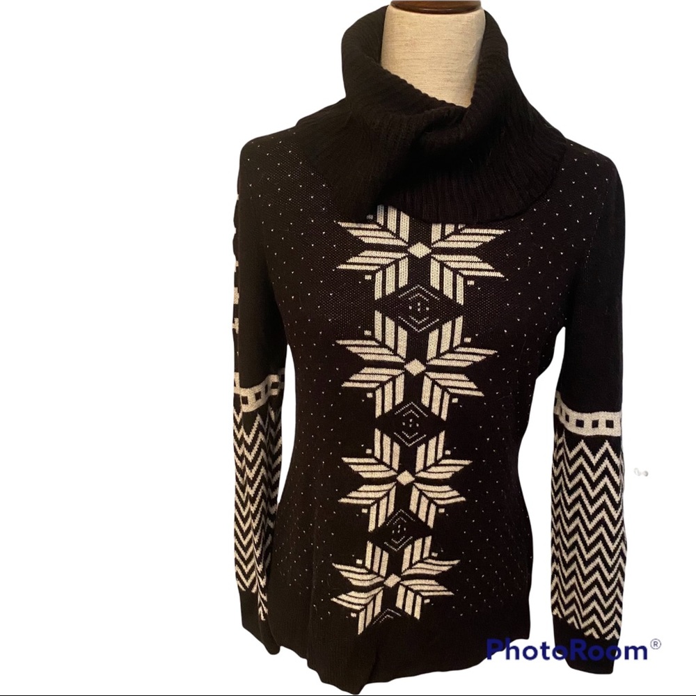 TALBOTS SWEATER TURTLENECK BLACK WHITE PATTERN LONG SLEEVE SIZE SP PETITE